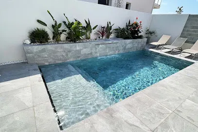 Image de Bel'O Piscine Saint-Mitre-les-Remparts