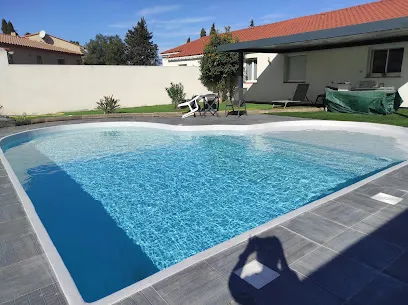 Image de IFC Piscine | rénovation-modification-réparation tout support de piscine par polyester / Garantie décennale / devis gratuit