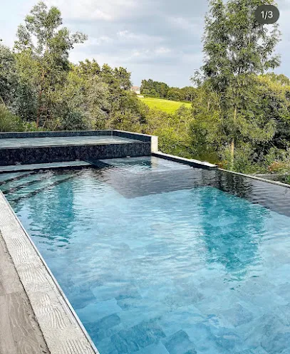Image de Sarette Piscine - Carré Bleu Brive